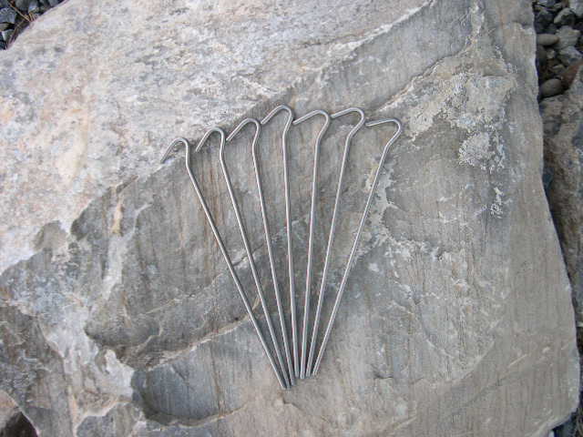 Titanium Tent Stakes 超輕量鈦金屬營釘