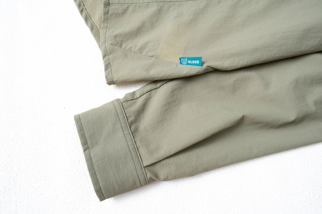 Ultra long sleeve shirt 長袖襯衫