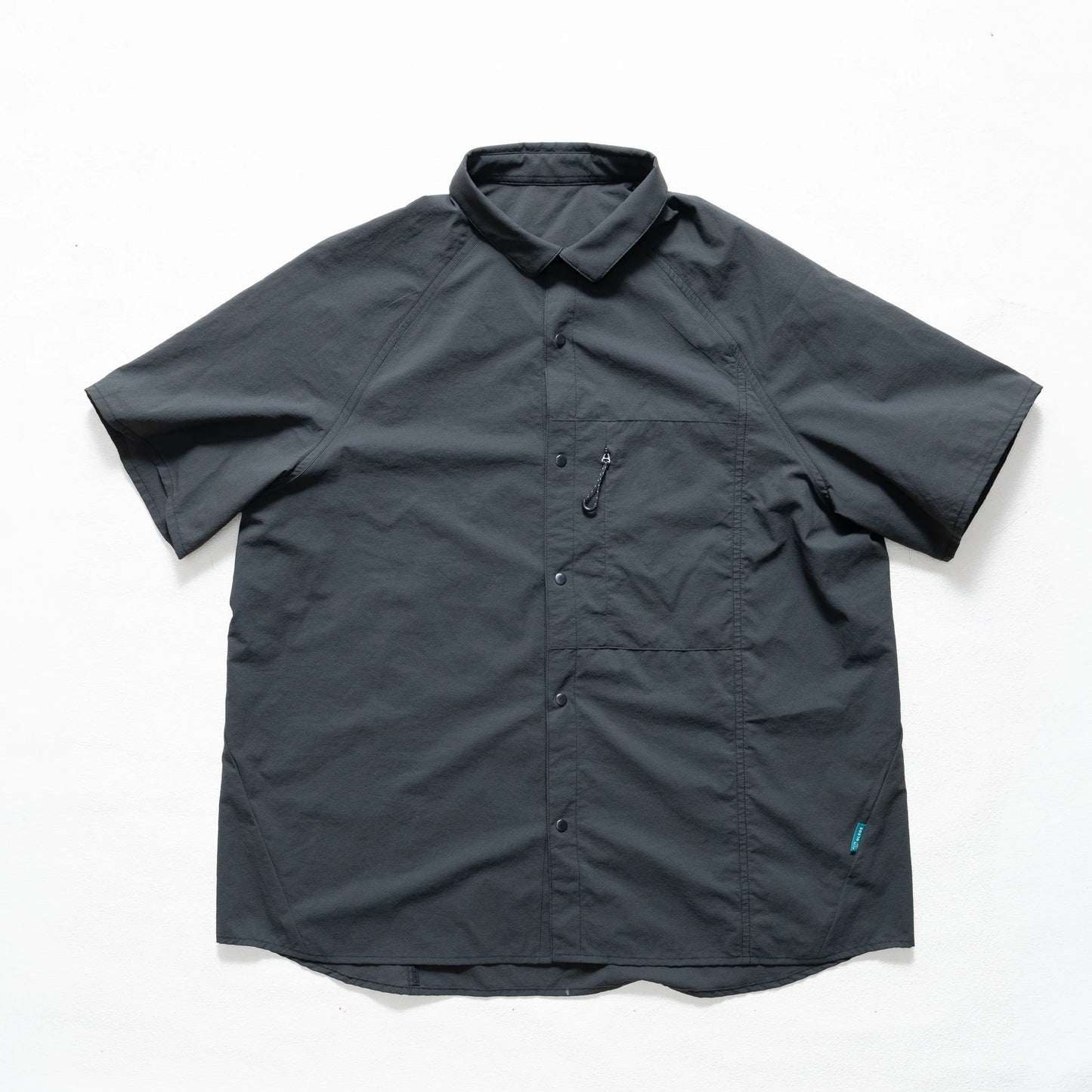 Ultra long sleeve shirt 短袖襯衫