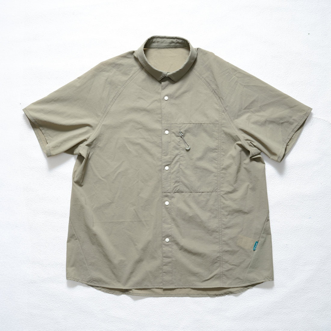 Ultra long sleeve shirt 短袖襯衫